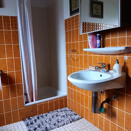 Apartment Unser Haus Am Weinberg *